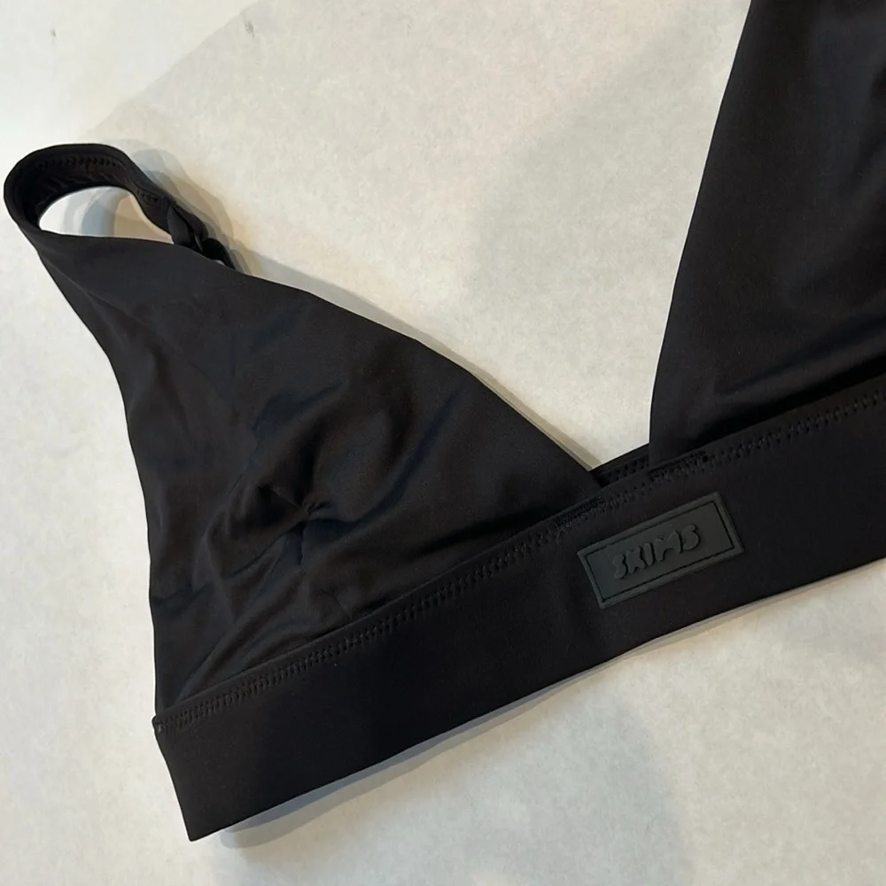 Skims recycled swim plunge bikini top Onyx black women’s size large new w tags